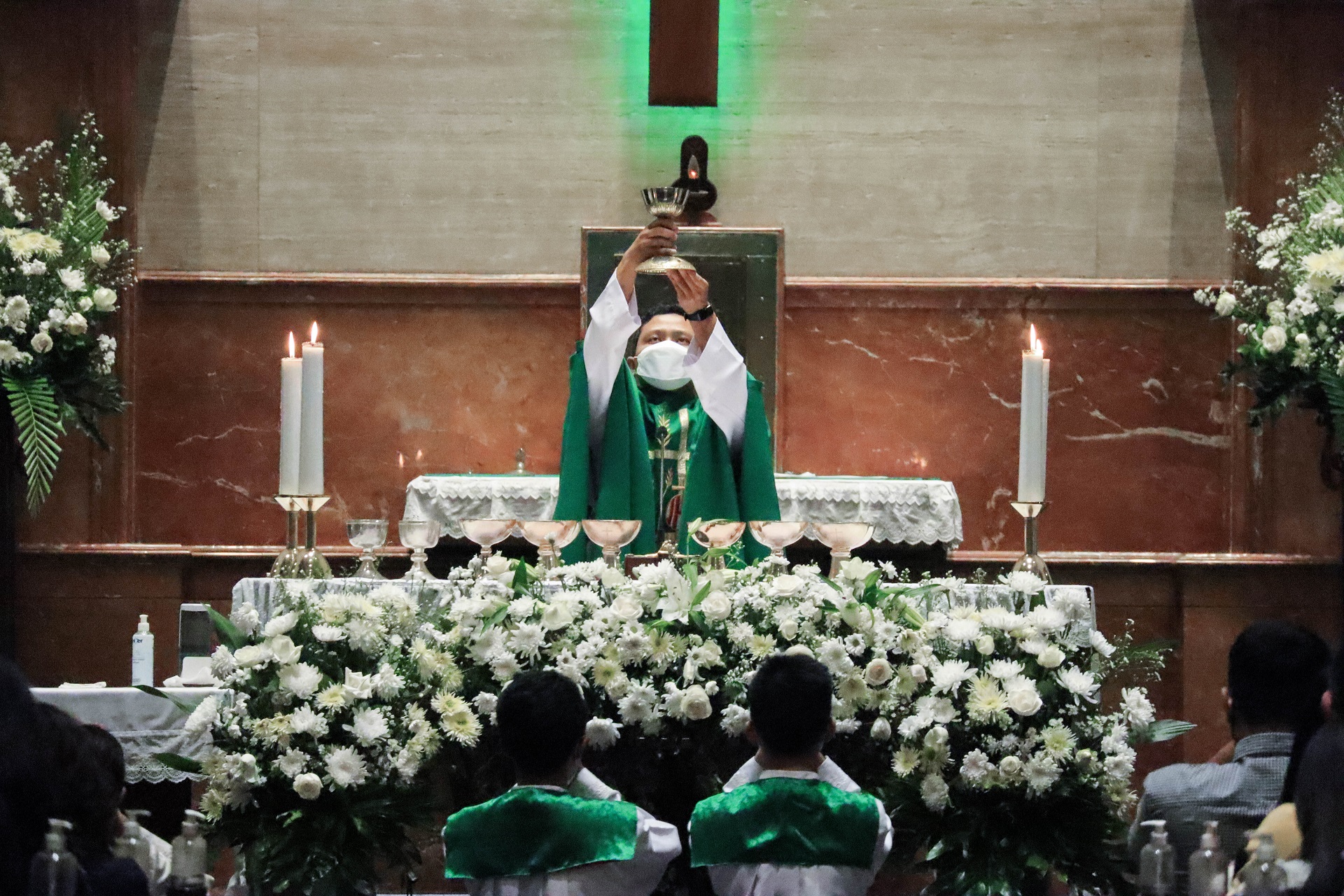 imam konselebran