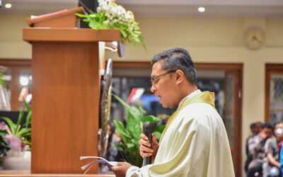 Serah Terima, Romo Fajar Menjadi Pastor Kepala Paroki yang Baru