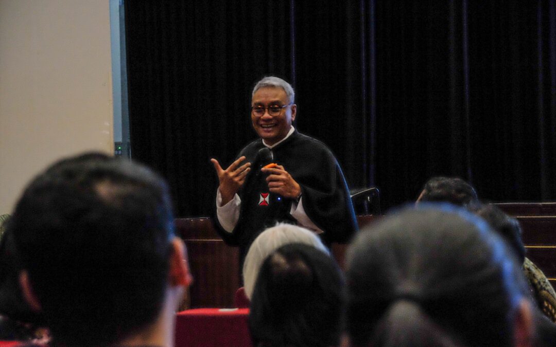 Seminar Rohani bersama Romo Eko Wahyu, OSC: Keluarga sebagai Teman Seperjalanan dalam Berpengharapan